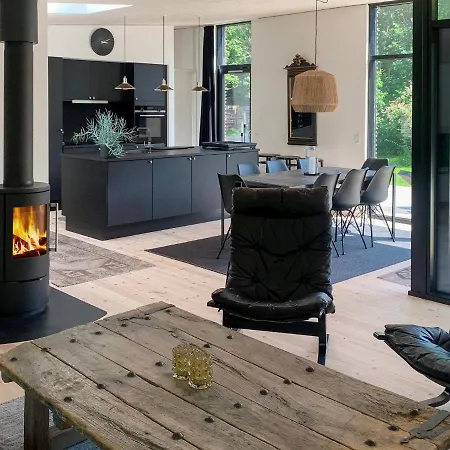 8 Person In Hornbaek-by Traum Hornbæk